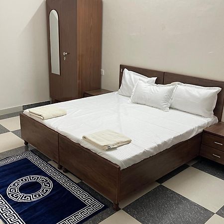 Shrinath Residency Otel Greater Noida Dış mekan fotoğraf