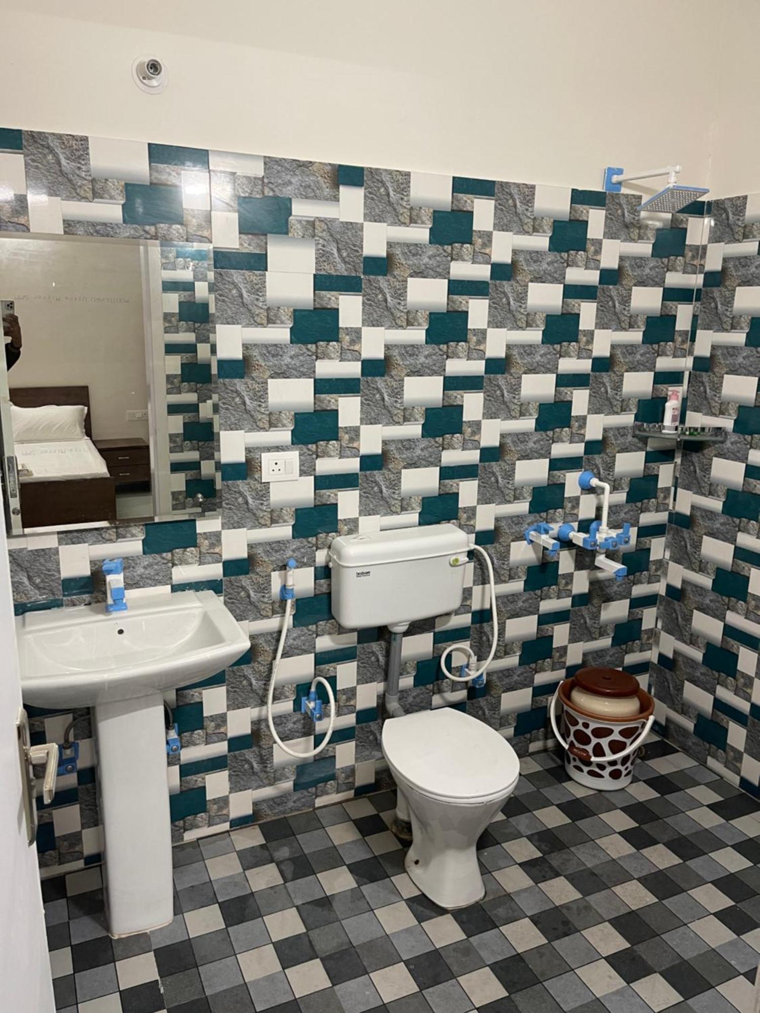 Shrinath Residency Otel Greater Noida Dış mekan fotoğraf