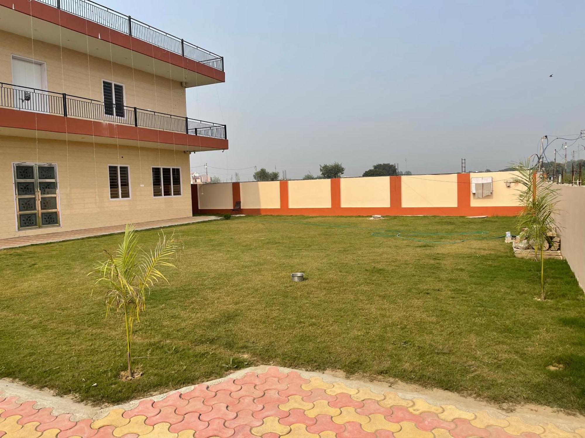 Shrinath Residency Otel Greater Noida Dış mekan fotoğraf